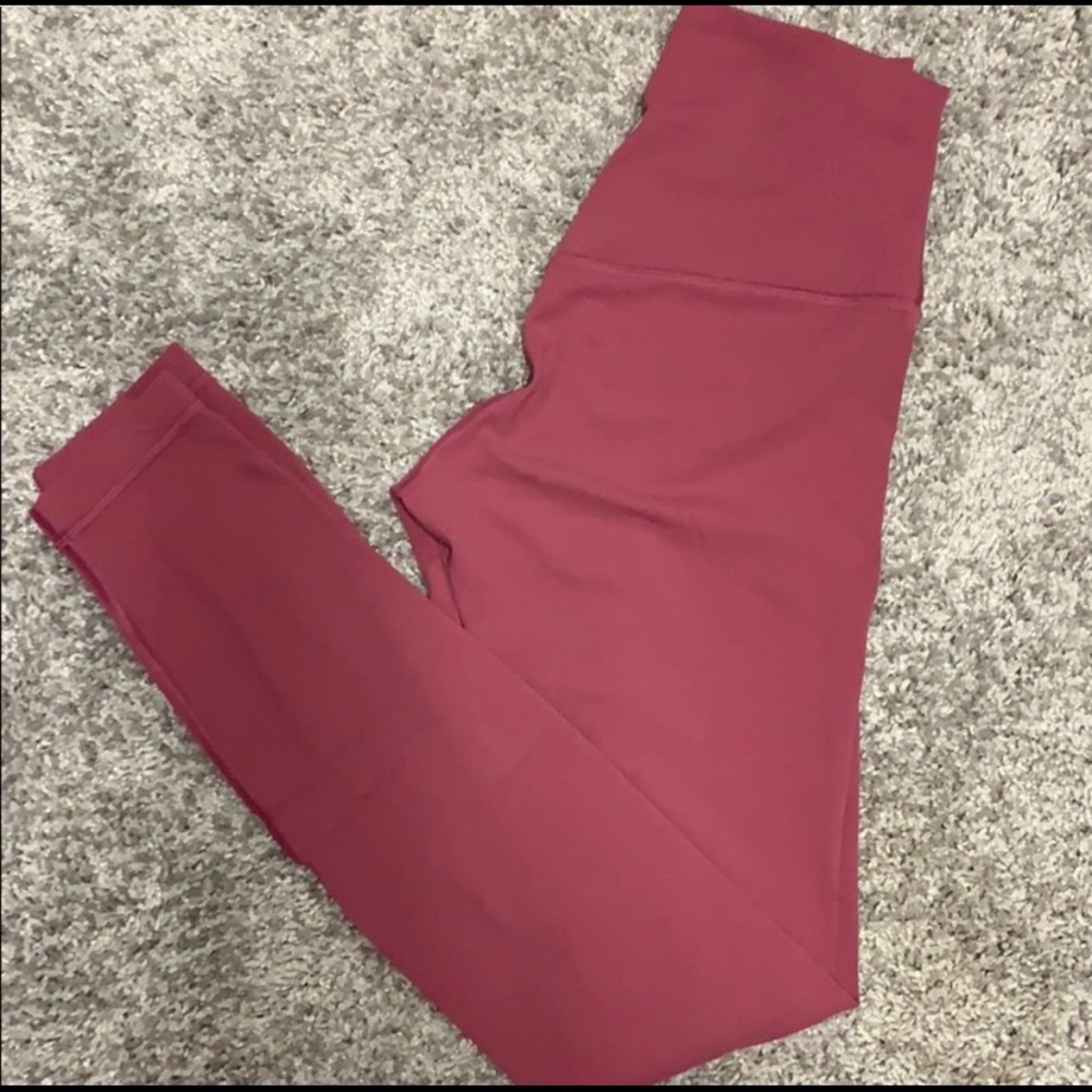 Lululemon Align So Merlot 28”